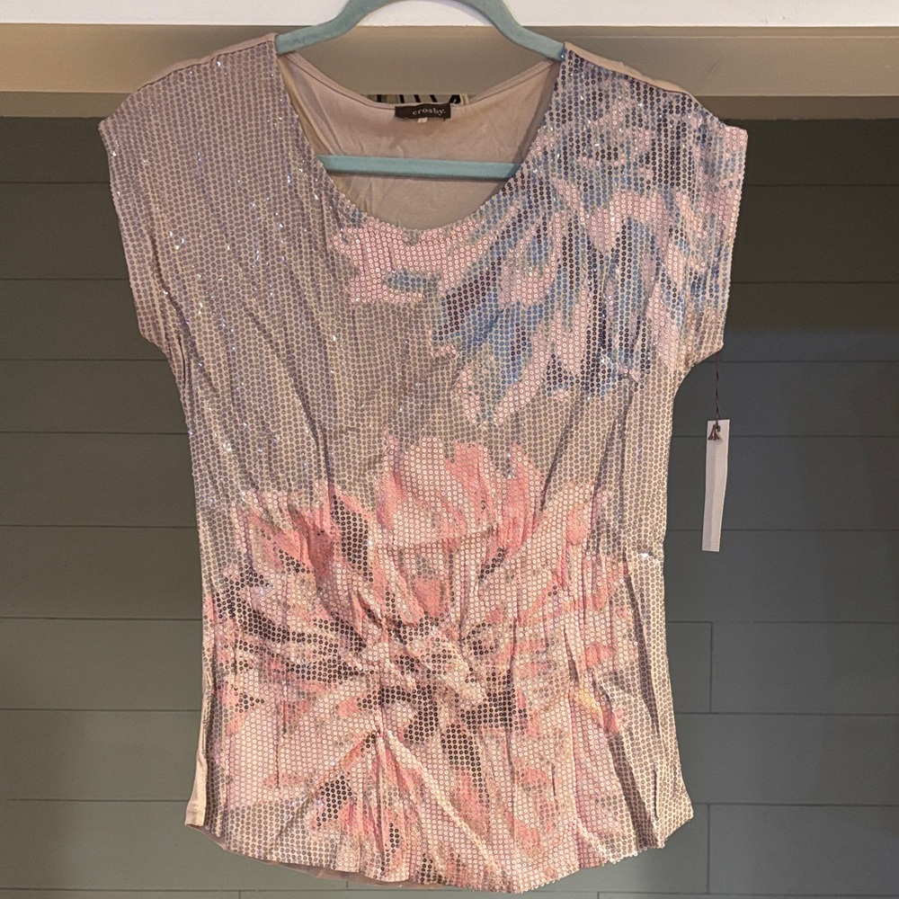 NWT Crosby Pixelated Sequin Chrysanthemum Floral Top